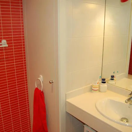 Moderno A 150m De La Playa Con Terraza Y Parking, Cerca Del Puerto Y Comercios - Es-228-38 *